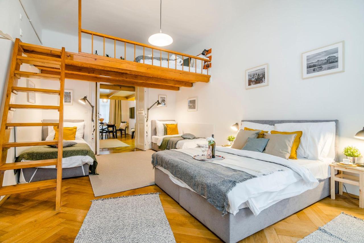 Florenc Apartments Prague 1 By Michal&Friends Екстериор снимка