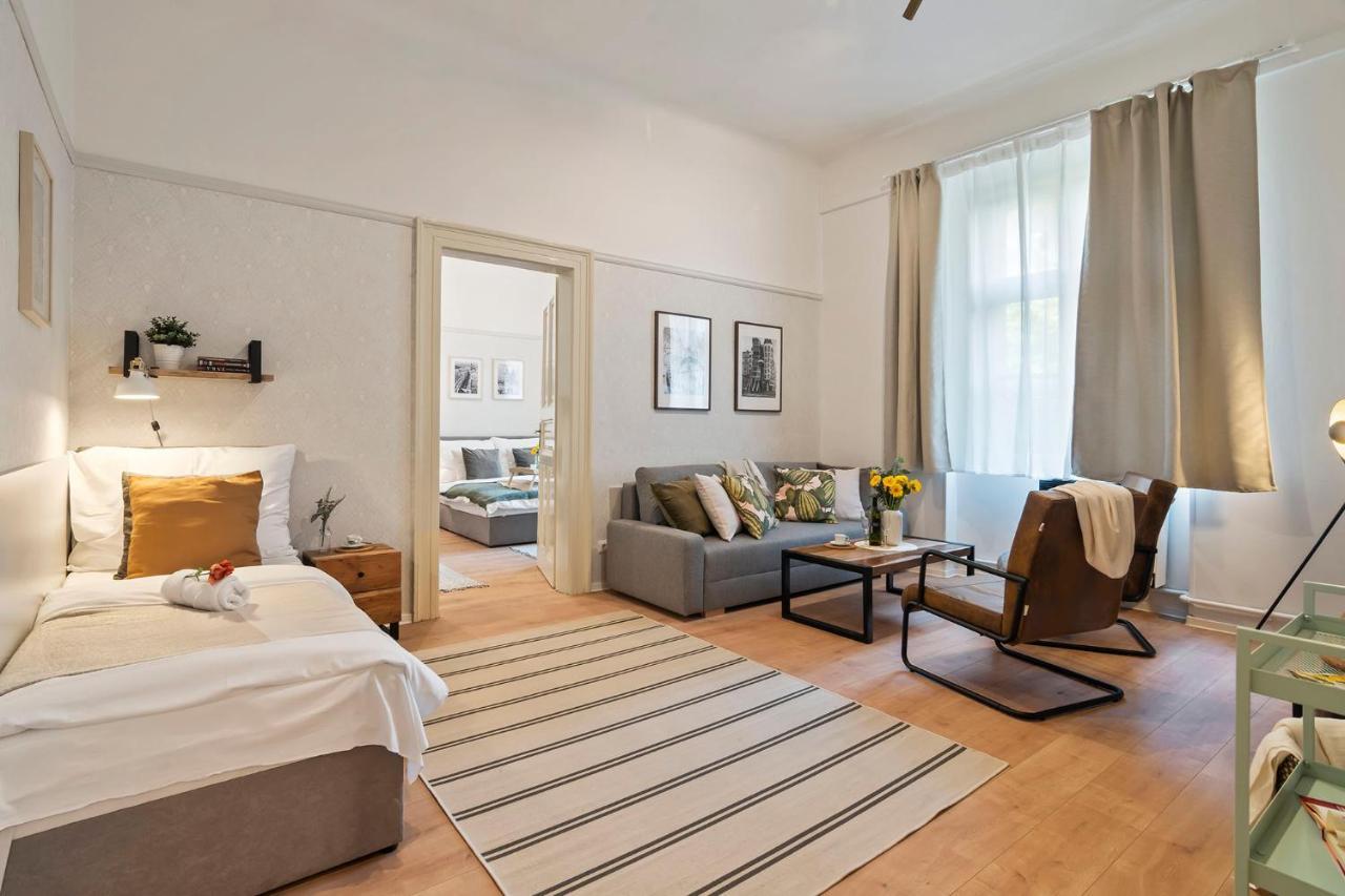 Florenc Apartments Prague 1 By Michal&Friends Екстериор снимка
